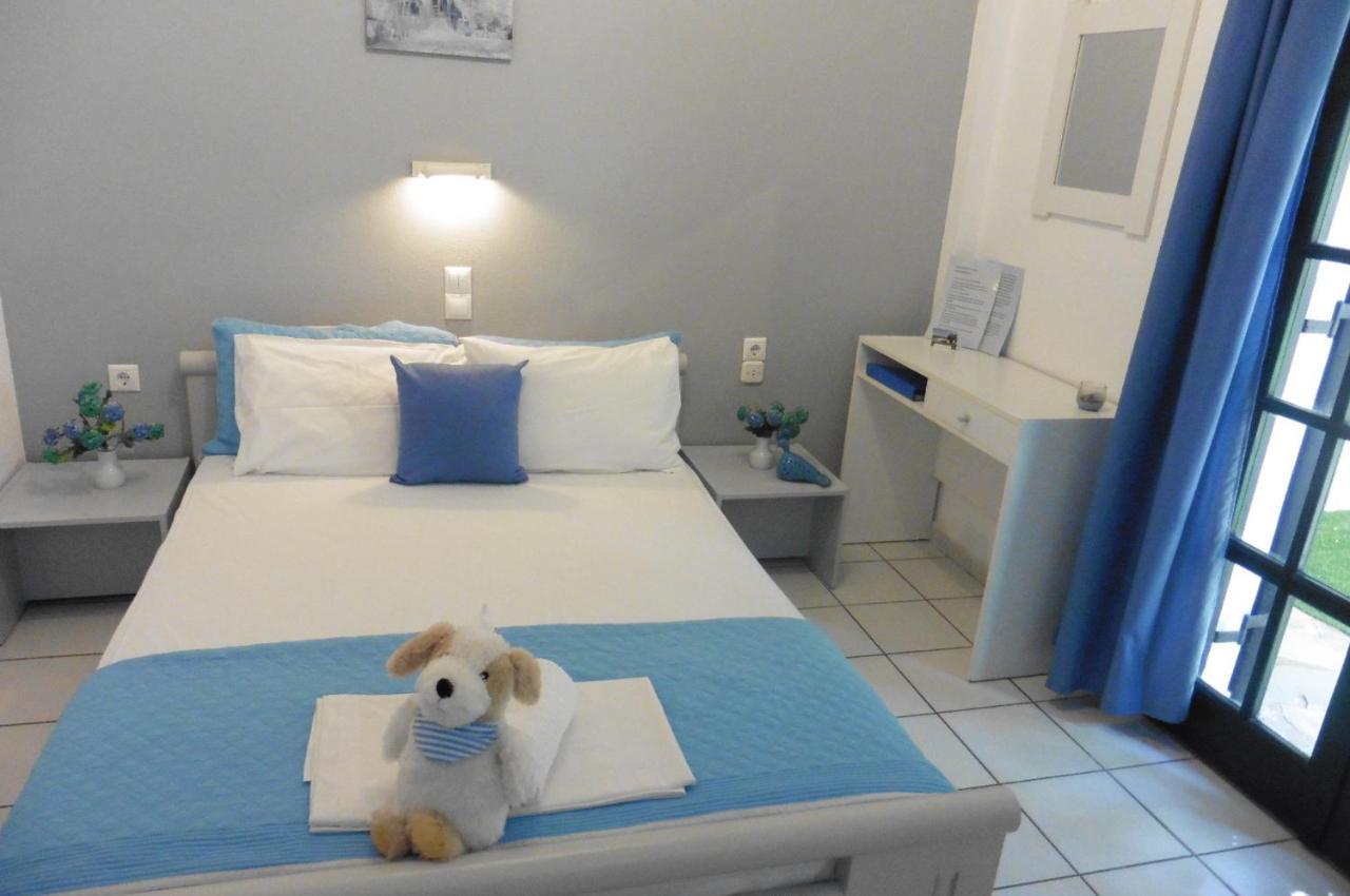 Kokkini Hani Julies Apartments מראה חיצוני תמונה