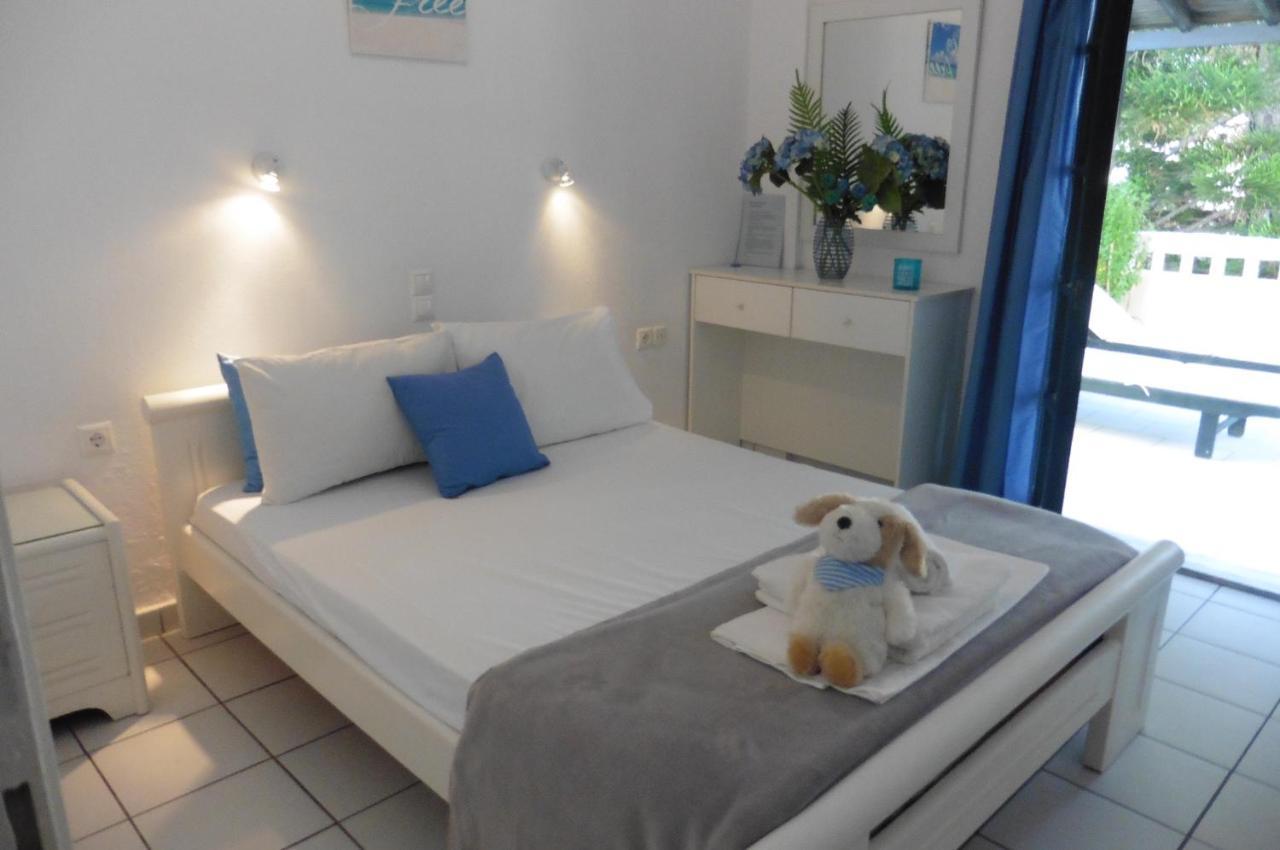 Kokkini Hani Julies Apartments מראה חיצוני תמונה