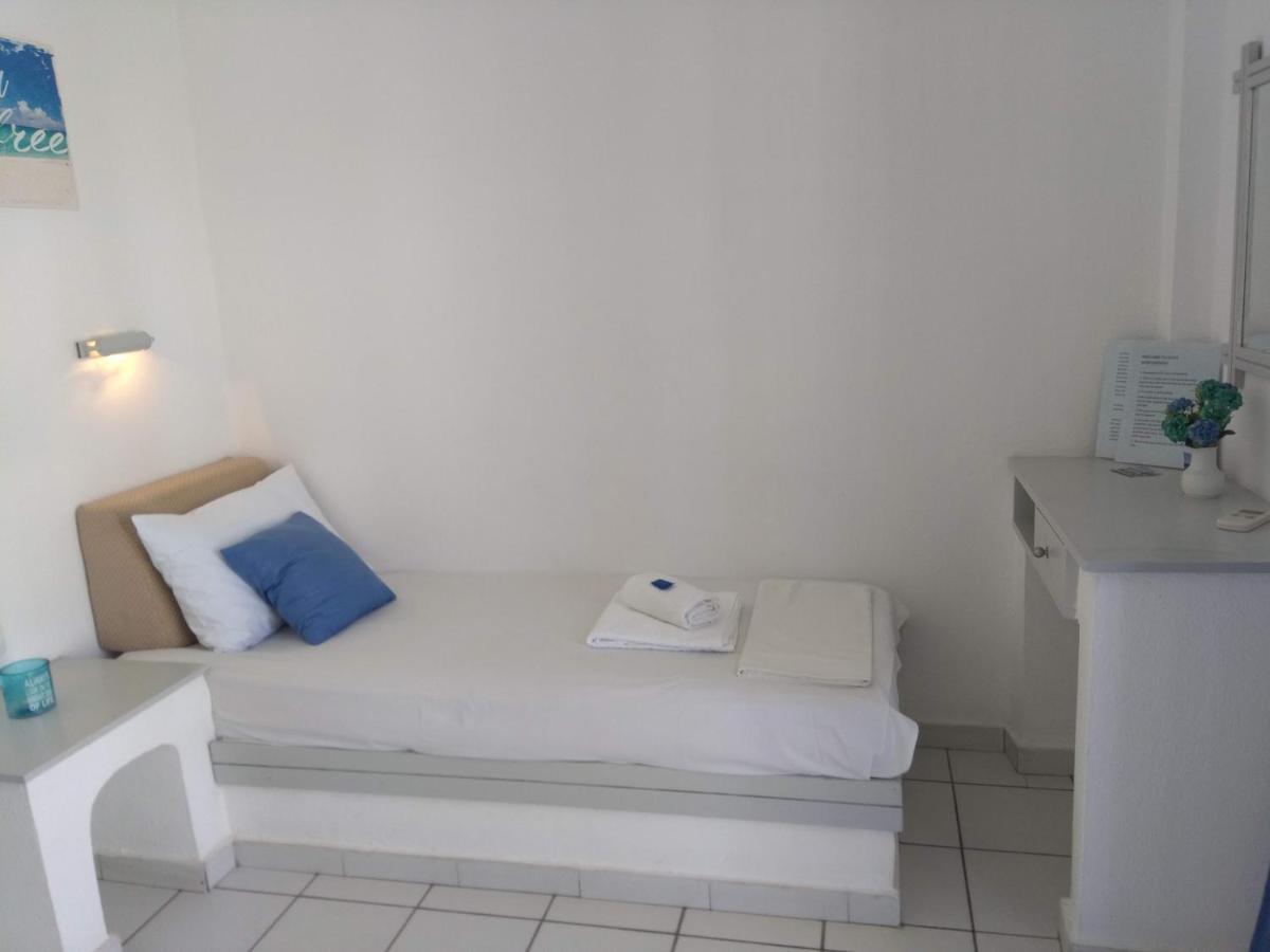 Kokkini Hani Julies Apartments מראה חיצוני תמונה